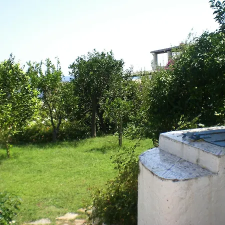 בית נופש Paradise House In Fruit Garden *