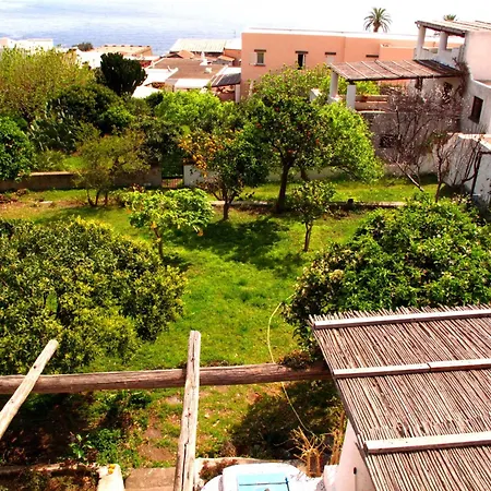 Paradise House In Fruit Garden בית נופש סנטה מרינה סלינה