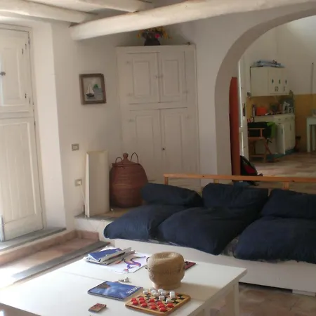 בית נופש Paradise House In Fruit Garden סנטה מרינה סלינה